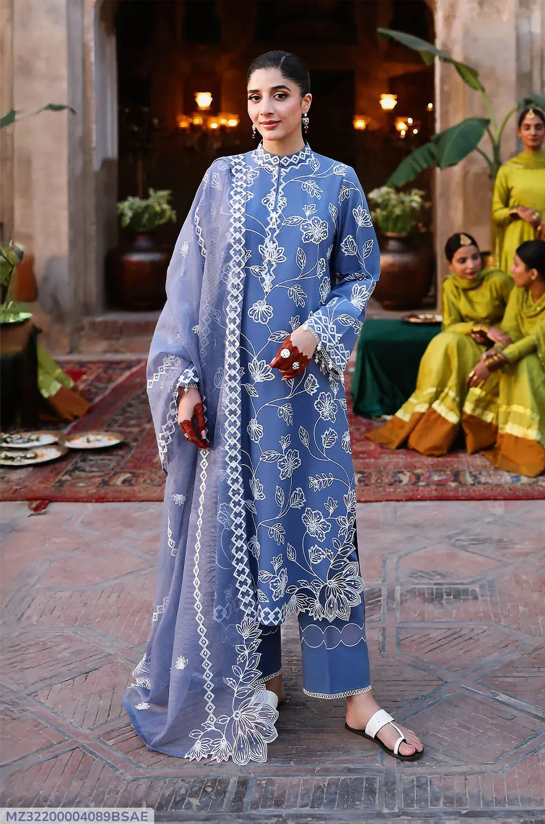 3 Pcs Women's Unstitched Embroidered Suit